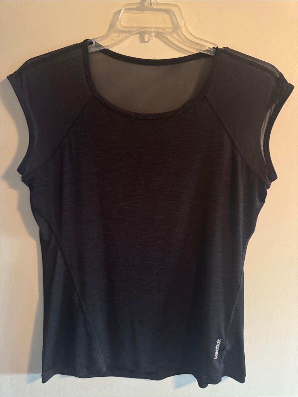 Reebok Women's Black Mesh Cap-Sleeve Performance Tee